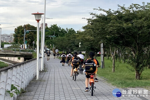 水岸步道成為全國最夯景點 中壢老街溪整治有成