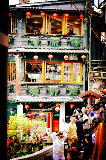 影圖輯／不僅日韓遊客青睞 東南亞遊客也超愛九份的浪漫 Jiufen Mountain Town Romantic Stroll