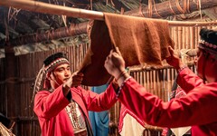 部落旅遊體驗鄒族「鞣皮」傳統工藝 打造個人獨特作品