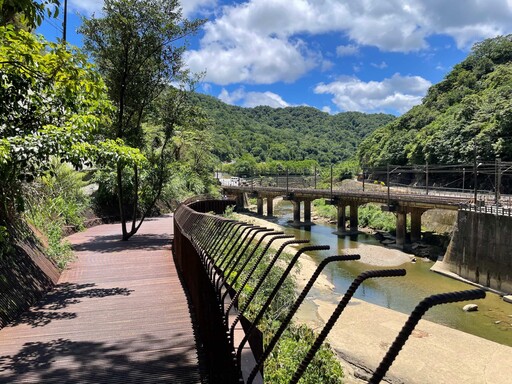 鐵路隧道變身生態寶庫 三貂嶺導覽體驗帶你探索自然