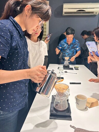 影音/品嘗民宿咖啡振興觀光 花蓮縣府舉辦「宿啡之境」咖啡研習課程