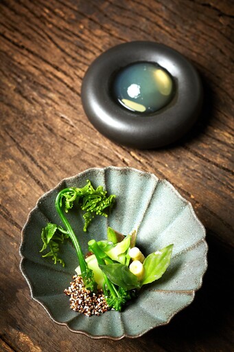 飛花落院 x SAKE HUNDRED餐酒會 5/25 台中限定 肉多多讓媽媽「大吃一斤」!