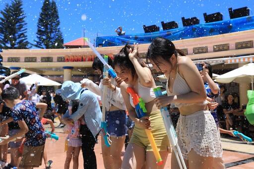 23家花蓮觀光業者串聯拚觀光熱潮 遠雄海洋公園與日本鳥羽水族館結盟