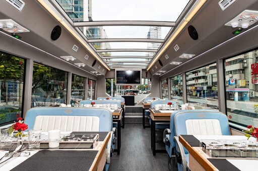 台北市雙層觀光餐車3週年!餐點夢幻升級 推出壽星、包車及限量優惠