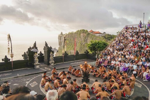 ITF旅展Outo印泰越半自由行開賣 YTber金魚腦擔一日店長VR秘境同樂