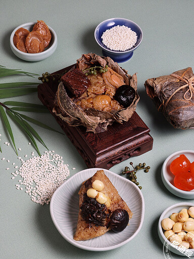 台北新板希爾頓端午粽 包入山珍海味！