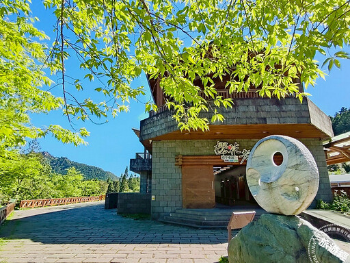 仲夏到阿里山避暑 搭乘台灣好行可抽東京來回機票及阿里山賓館住宿券！