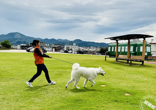 親子出發！日本秋田夏之旅，秋田犬陪玩、鄉村小旅行、搭玩具列車，五感全開的家族旅行 （下）