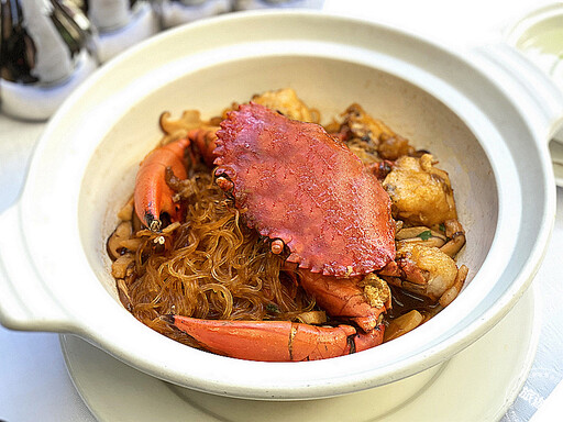 原來大閘蟹還能這樣「吃」！ 持螯飲酒到「蟹八件」，餐桌上跨越千年文化遺產的「蟹禮」！