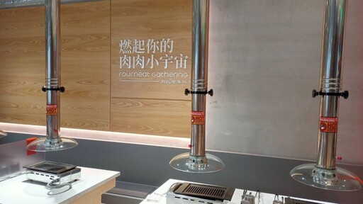 「肉民聚集所」掀美食旋風! 非牛饕客天堂頂級豚肉、創意米飯爆紅