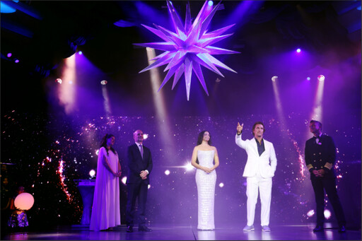 當群星為海點燈:馬修·麥康納與卡蜜拉為公主遊輪新艦揭序幕