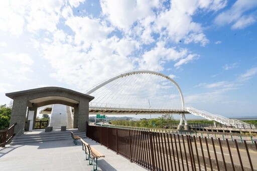 新竹香山旅遊新亮點 鹽水公園正式啟用