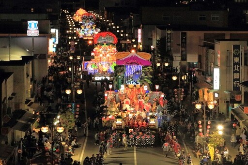 迎接秋天！岩手縣北最大的山車祭典〜二戶祭與久慈秋祭