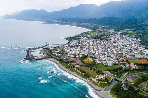 綠島賞鯨／藍色公路「成功－綠島」航線正式啟航