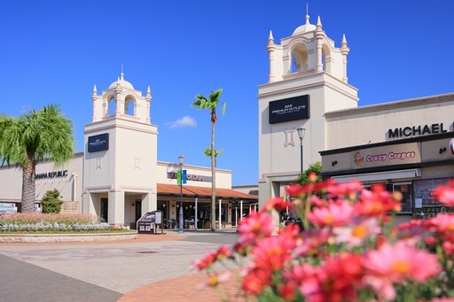 茨城最美掃帚草紅了！東京近郊一日遊 賞景順遊購物天堂「阿見PREMIUM OUTLETS®」