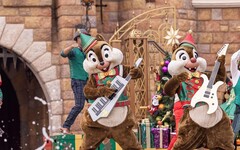 香港迪士尼樂園度假區「A Disney Christmas」獨有節日傳統 迎接魔雪奇緣世界首個飄雪聖誕