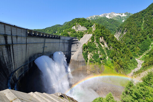 立山黑部明年再見！日本最後的無軌電車同日謝幕 新電氣巴士2025登場