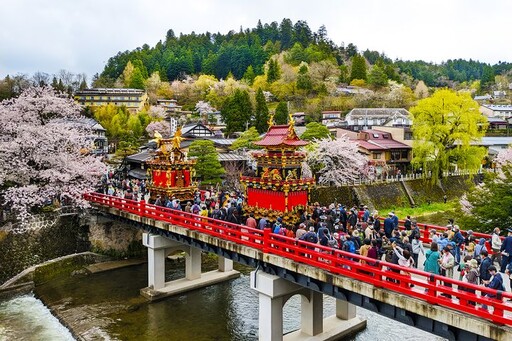 賞春櫻看祭典 來場熱血沸騰的春日悸動 日本全線慶典巡禮