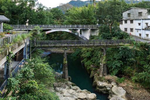 蛇年平溪好旅行 蛇福泰吉迎新春