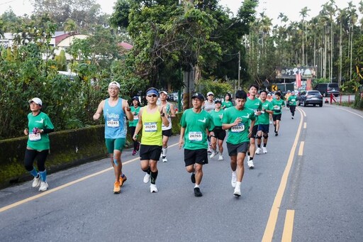 賞櫻兼賞景 日月潭環湖路跑逾3000國內外跑友參賽