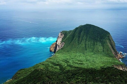 龜山島「鯨」艷再現 3/01起開放登島