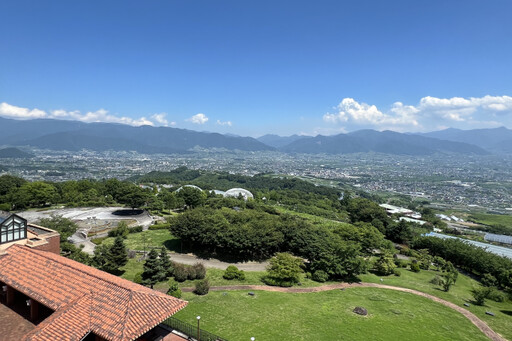 富士山絕景溫泉飯店 全年盡情採果 賞「新日本三大夜景」