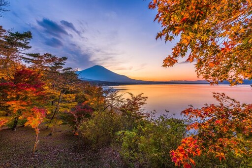 一場秋楓絕景 雙享夢幻旅宿：東京寶格麗ｘFUFU河口湖