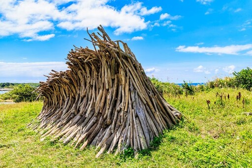 好評爆棚!2025福爾摩沙北海岸藝術季 人氣文創地景作品續留白沙灣與朱銘美術館
