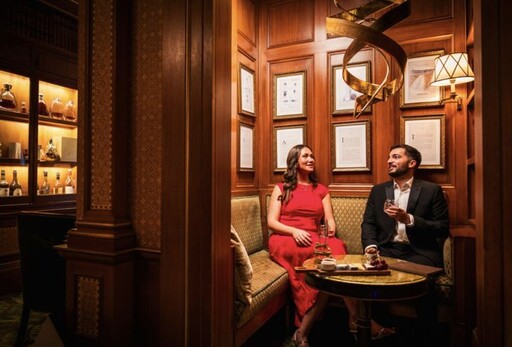 走進屬於大人的歲末盛宴 充滿儀式感的英倫風聖誕新年假期