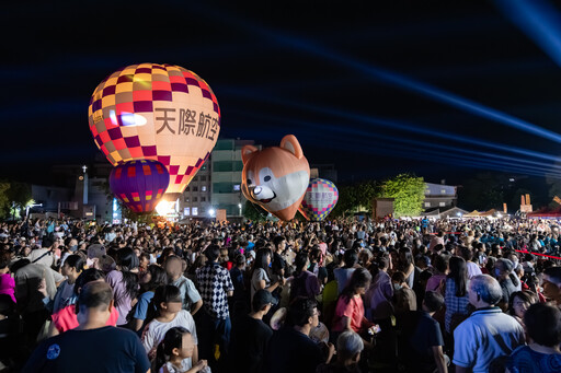 2025夏戀礁溪、礁心一夏！熱氣球光雕秀揭開夢幻序幕 萬人共賞國際級藝術嘉年華盛會