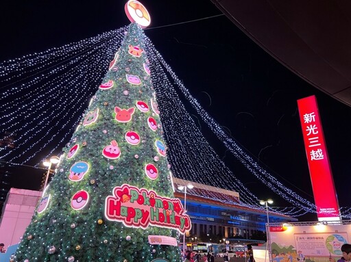 全台聖誕打卡點懶人包！信義區雪白「時光之樹」美翻、台版「東京汐留」夢幻燈海在嘉義
