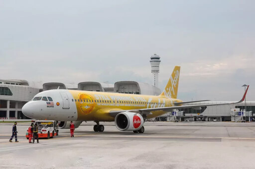 AirAsia賀Skytrax 16連霸 金色彩繪機登場全航線1826起