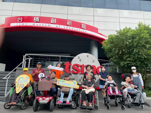 114新竹市無障礙微旅行開跑!旅程中笑聲滿載 多扶假期專車接送、貼心陪伴,跨世代共享幸福時光