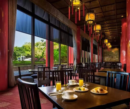 圓山把你的普發一萬元變大了!台北天際客房萬元有找 高雄市景房買二送二驚喜優惠!