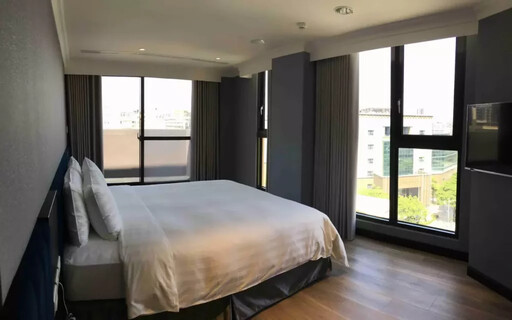 Booking.com 歡慶Travel Proud 里程碑 全球認證房源突破10萬間