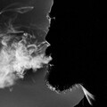 菸捐15年未調「下半年評估調漲」 禁沒用？國中生電子煙吸菸率上升