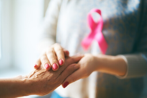 女神節要關心身旁女性朋友，乳癌是全球最常見癌症，摸到硬塊該怎麼辦?