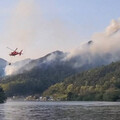 日本山形縣野火延燒近24小時 5直升機投入滅火行動