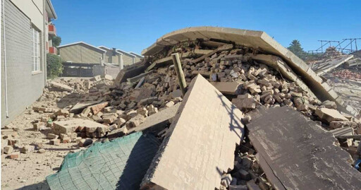 南非施工大樓突崩塌釀3死！「逾50人活埋受困」一片廢墟慘況曝