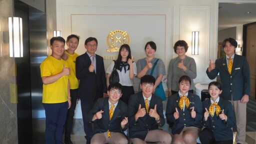 高餐大創校28周年 日本高中女學生跨海專程慶祝