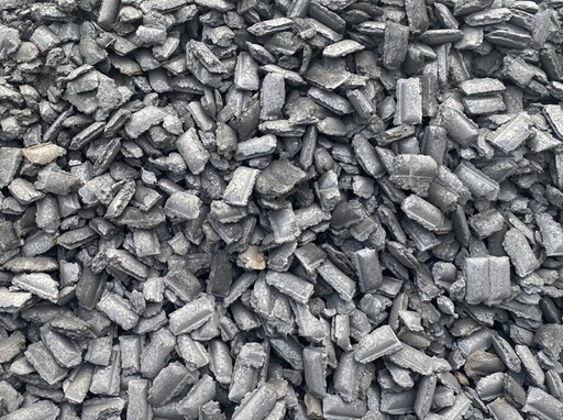 中鋼公司開發低排碳原料高爐技術與AI智能模組