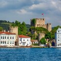 探索博斯普魯斯華麗的海峽宅邸：伊斯坦堡地標水道的建築奇蹟 - 太陽網